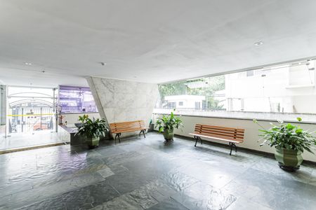 Apartamento à venda com 82m², 2 quartos e 1 vagaHall social