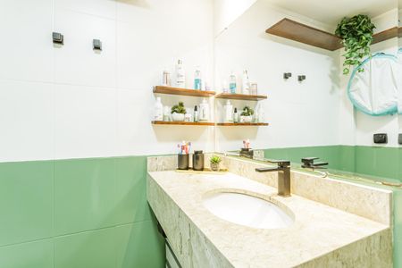 Apartamento à venda com 82m², 2 quartos e 1 vagaBanheiro