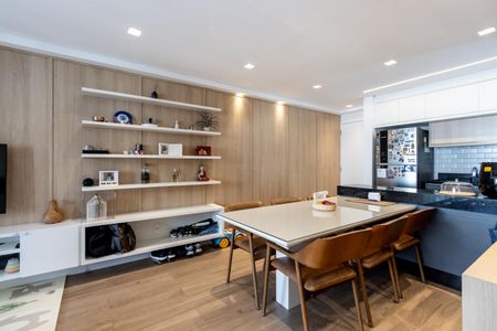 Sala de apartamento à venda com 2 quartos, 75m² em Perdizes, São Paulo