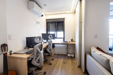 Apartamento à venda com 75m², 2 quartos e 2 vagasEscritório