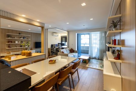 Sala de apartamento à venda com 2 quartos, 75m² em Perdizes, São Paulo