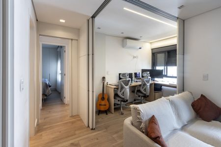 Apartamento à venda com 75m², 2 quartos e 2 vagasEscritório
