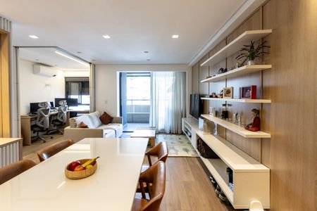 Sala de apartamento à venda com 2 quartos, 75m² em Perdizes, São Paulo