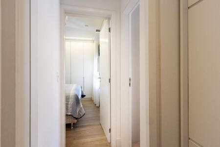 Apartamento à venda com 75m², 2 quartos e 2 vagasCorredor