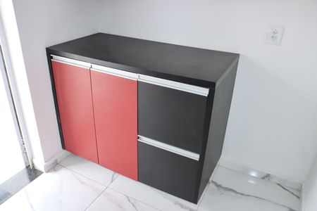 Casa de Condomínio para alugar com 2 quartos, 55m² em Chácara Tropical (caucaia do Alto), Cotia