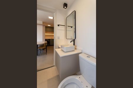 Apartamento para alugar com 34m², 2 quartos e sem vaga Apartamento para alugar com 34m², 2 quartos e sem vagaBanheiro Social