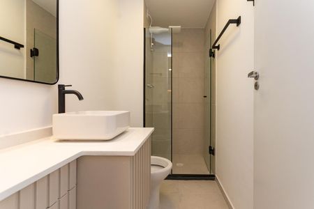 Apartamento para alugar com 34m², 2 quartos e sem vaga Apartamento para alugar com 34m², 2 quartos e sem vagaBanheiro Social