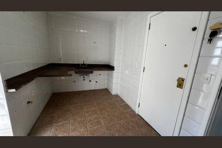 Apartamento à venda com 111m², 3 quartos e 2 vagasCozinha