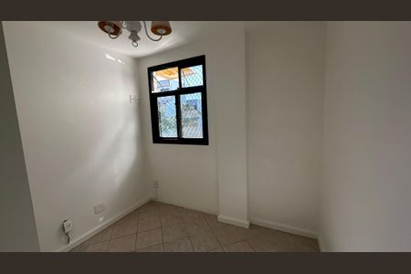 Apartamento à venda com 111m², 3 quartos e 2 vagasQuarto 2
