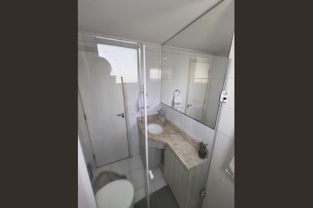 Apartamento à venda com 76m², 3 quartos e 1 vaga Apartamento à venda com 76m², 3 quartos e 1 vagaBanheiro 1