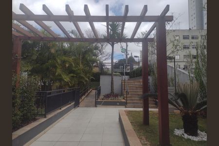Apartamento à venda com 76m², 3 quartos e 1 vaga Apartamento à venda com 76m², 3 quartos e 1 vagaVaranda