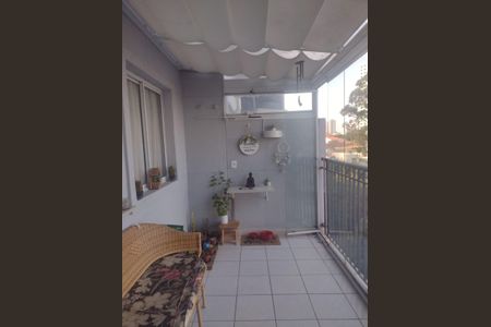 Apartamento à venda com 76m², 3 quartos e 1 vagaVaranda