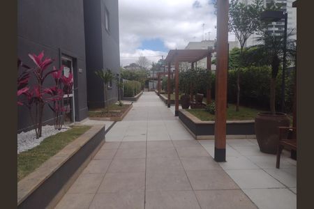Apartamento à venda com 76m², 3 quartos e 1 vaga Apartamento à venda com 76m², 3 quartos e 1 vagaVaranda