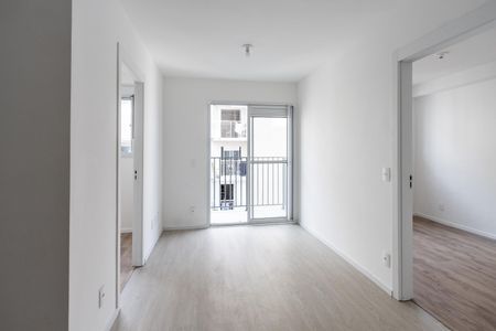 Apartamento para alugar com 37m², 2 quartos e sem vaga