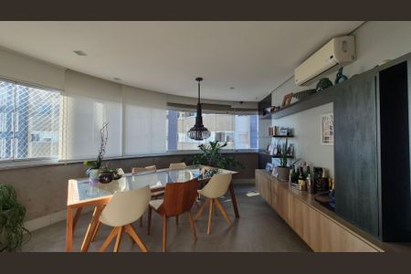 Apartamento à venda com 126m², 3 quartos e 3 vagasSala