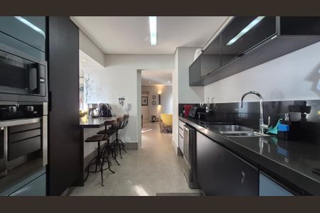 Apartamento à venda com 126m², 3 quartos e 3 vagasCozinha