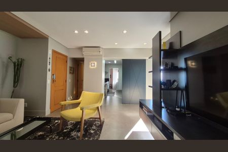 Sala de apartamento à venda com 3 quartos, 126m² em Vila Scarpelli, Santo André