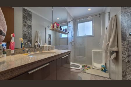 Apartamento à venda com 126m², 3 quartos e 3 vagasBanheiro da suíte 2