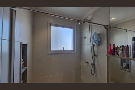 Apartamento à venda com 126m², 3 quartos e 3 vagasBanheiro da suíte