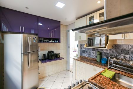 Apartamento para alugar com 65m², 2 quartos e 1 vagaCozinha e Área de Serviço