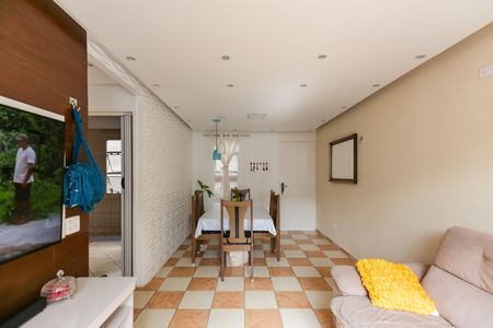 Sala de apartamento para alugar com 2 quartos, 65m² em Jardim Arpoador, São Paulo