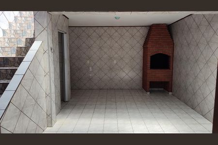 Casa à venda com 183m², 3 quartos e 4 vagasÁrea externa