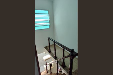 Escada de casa à venda com 3 quartos, 183m² em Nova Petrópolis, São Bernardo do Campo