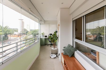 Apartamento para alugar com 61m², 2 quartos e 1 vaga Apartamento para alugar com 61m², 2 quartos e 1 vagaVaranda