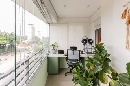 Apartamento para alugar com 61m², 2 quartos e 1 vaga Apartamento para alugar com 61m², 2 quartos e 1 vagaVaranda