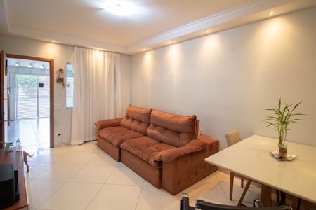 Casa à venda com 85m², 2 quartos e 1 vagaSALA