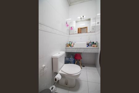 Casa à venda com 85m², 2 quartos e 1 vagaBANHEIRO