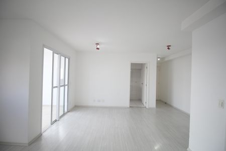 Sala de apartamento para alugar com 2 quartos, 74m² em Jardim Wanda, Taboão da Serra