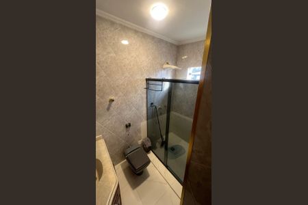 Casa à venda com 186m², 3 quartos e 4 vagasBanheiro