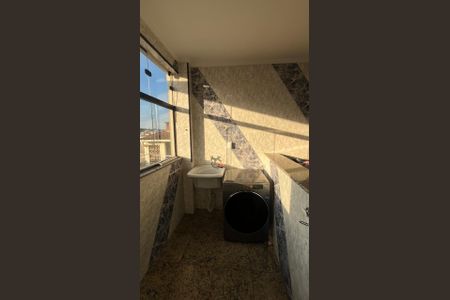 Casa à venda com 186m², 3 quartos e 4 vagasÁrea de serviço