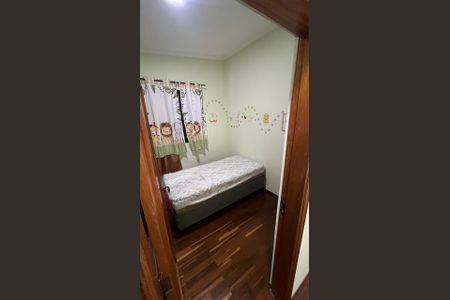 Casa à venda com 186m², 3 quartos e 4 vagasBanheiro