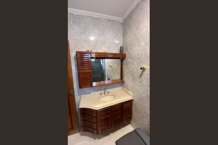 Casa à venda com 186m², 3 quartos e 4 vagasBanheiro