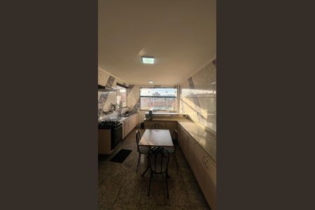 Casa à venda com 186m², 3 quartos e 4 vagasCozinha