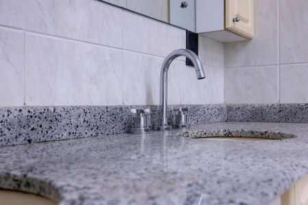 Casa para alugar com 360m², 4 quartos e 4 vagas Casa para alugar com 360m², 4 quartos e 4 vagasBanheiro da Suíte 1