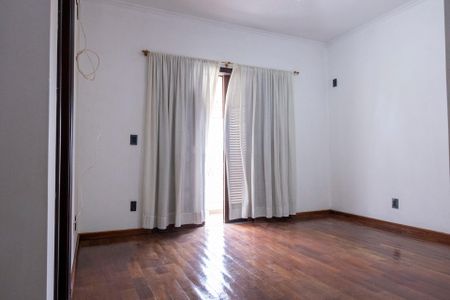 Casa para alugar com 360m², 4 quartos e 4 vagas Casa para alugar com 360m², 4 quartos e 4 vagasSuíte 1
