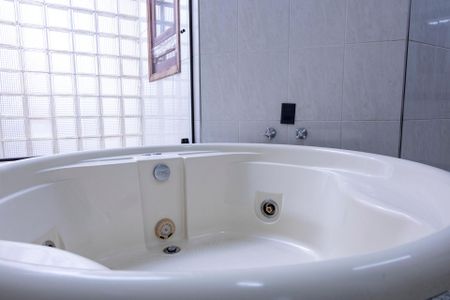 Casa para alugar com 360m², 4 quartos e 4 vagasBanheiro da Suíte 1