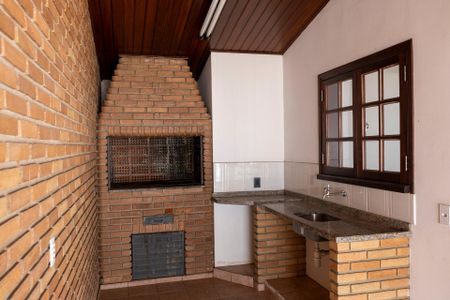 Casa para alugar com 360m², 4 quartos e 4 vagas Casa para alugar com 360m², 4 quartos e 4 vagasChurrasqueira