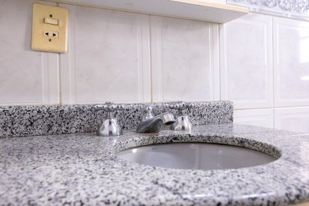 Casa para alugar com 360m², 4 quartos e 4 vagas Casa para alugar com 360m², 4 quartos e 4 vagasBanheiro da Suíte 2