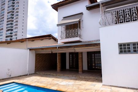 Casa para alugar com 360m², 4 quartos e 4 vagas Casa para alugar com 360m², 4 quartos e 4 vagasChurrasqueira