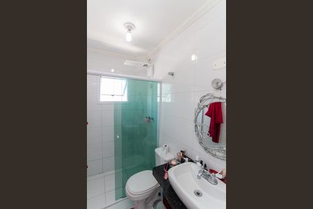 Casa para alugar com 174m², 3 quartos e 4 vagas Casa para alugar com 174m², 3 quartos e 4 vagasBanheiro da Suíte 2