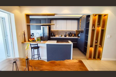 Apartamento para alugar com 117m², 3 quartos e 2 vagas Apartamento para alugar com 117m², 3 quartos e 2 vagasSala