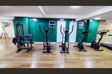 Apartamento para alugar com 117m², 3 quartos e 2 vagas Apartamento para alugar com 117m², 3 quartos e 2 vagasÁrea comum - Academia