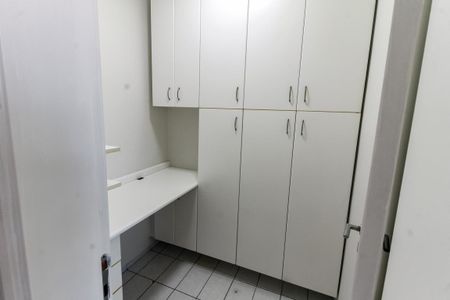 Apartamento para alugar com 70m², 2 quartos e 2 vagas Apartamento para alugar com 70m², 2 quartos e 2 vagasQuarto de Serviço