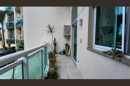 Varanda  de apartamento para alugar com 1 quarto, 67m² em Barra da Tijuca, Rio de Janeiro