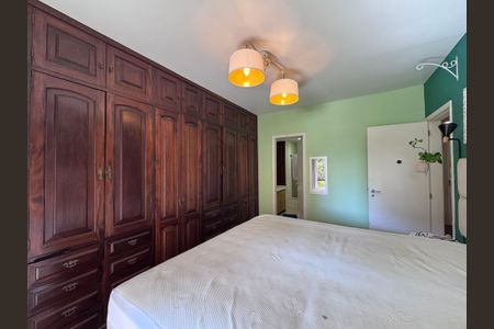 Apartamento para alugar com 140m², 4 quartos e 2 vagas Apartamento para alugar com 140m², 4 quartos e 2 vagasSuíte