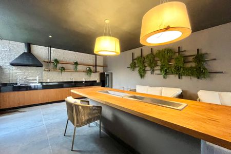 Apartamento à venda com 70m², 2 quartos e 1 vagaÁrea comum - Churrasqueira